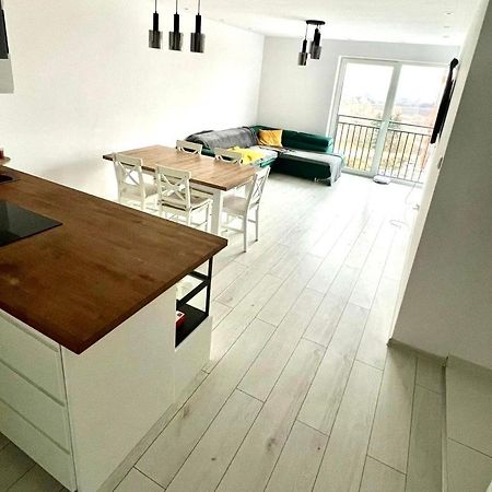 Ferienwohnung Skyview Apartament Przemyśl Exterior foto